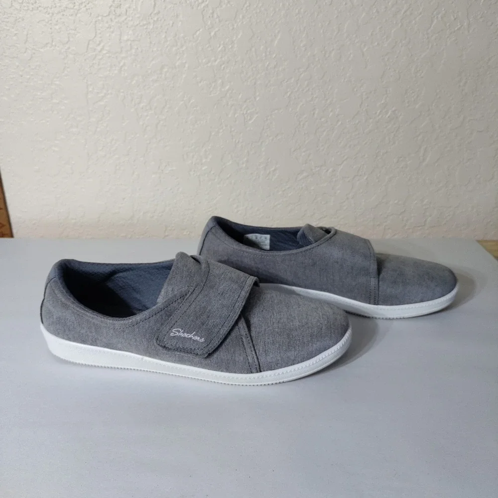 Skechers Womens Gray Textile Hook and Loop Slip On Sneakers 27114 Size 10